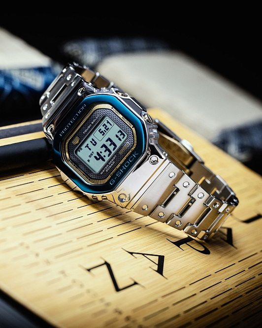 Юбилейная лимитка Casio G-Shock GMW-B5000SS-2E