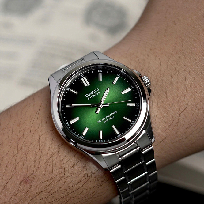 Casio MTS-RS100D-3A трехстрелочник с сапфиром