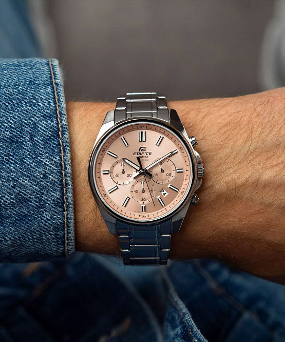 Сбалансированные стальные Casio Edifice EFV-650D-4A