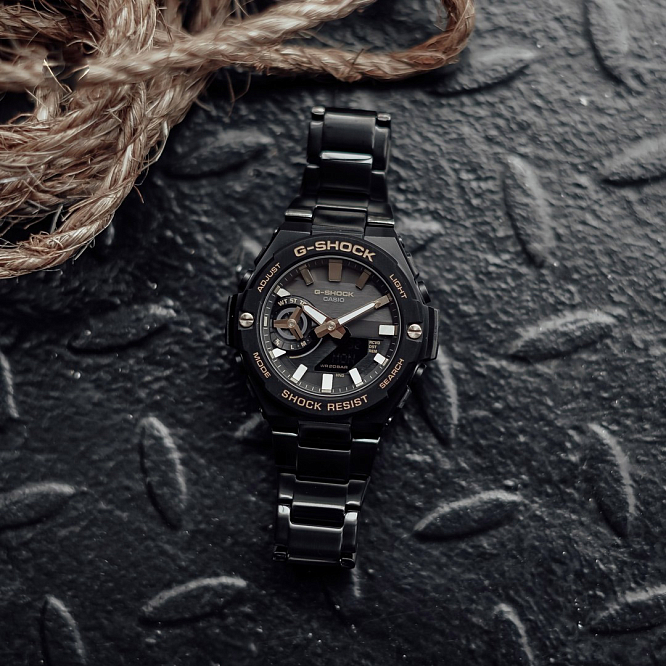 Casio G-Shock GST-B500BD-1A9 — фотообзор стальной модели