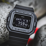 G-SHOCK DW-D5500BB-1E