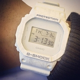 G-SHOCK DW-5600SL-7E