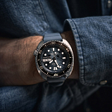 Японские часы Seiko SRPF77K1