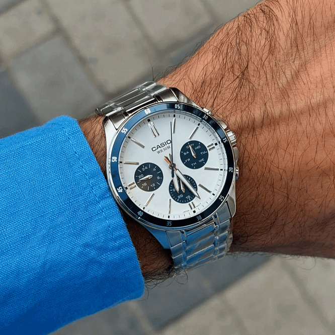Мужские Casio MTP-1374D-7A2 в бело-голубой расцветке
