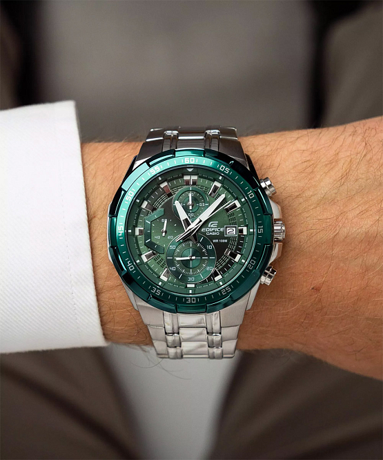 Яркий стальной хронограф Casio Edifice EFR-539DE-3A
