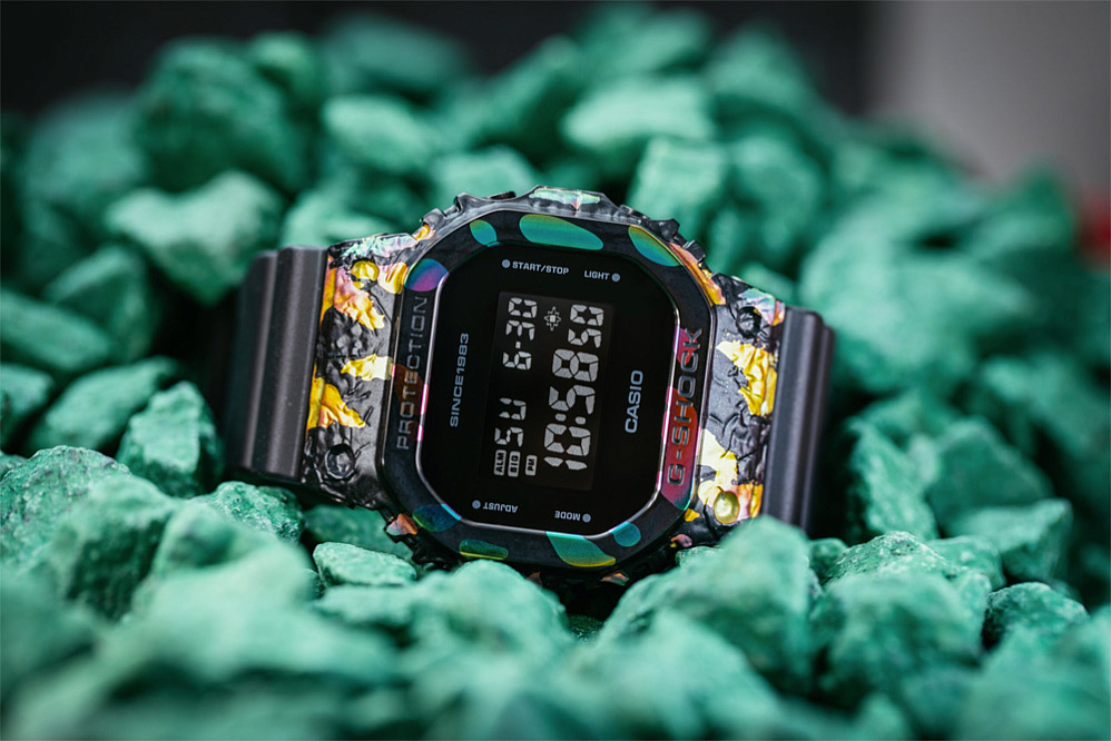 G-Shock GM-5640GEM-1E — супер яркая лимитка от Casio