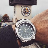 G-SHOCK GST-W130C-1A