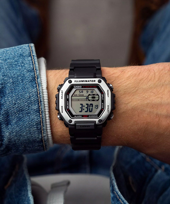 Цифровые Casio MWD-110H-1A со стальным безелем