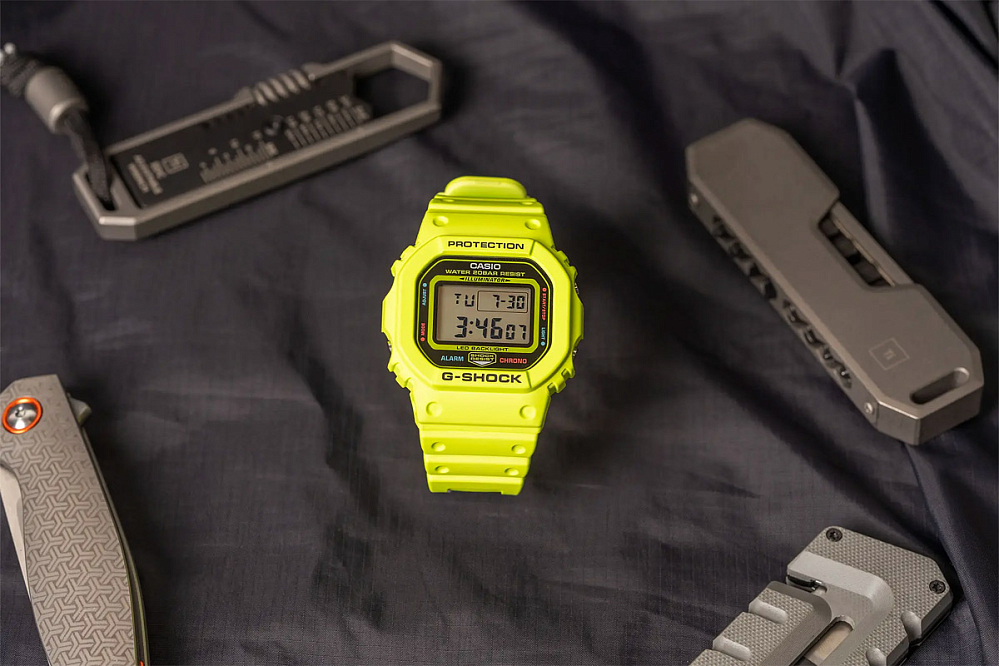 Яркая олдскул новинка G-Shock DW-5600EP-9E на лето