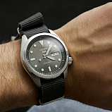 Японские часы Seiko SRPE61K1