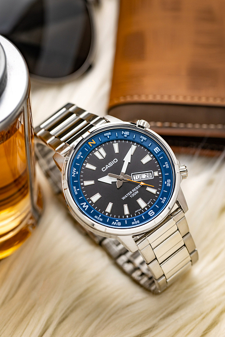 Харизматичные Casio MTD-130D-1A2 с компасным кольцом