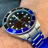 G-SHOCK MDV-107D-1A2