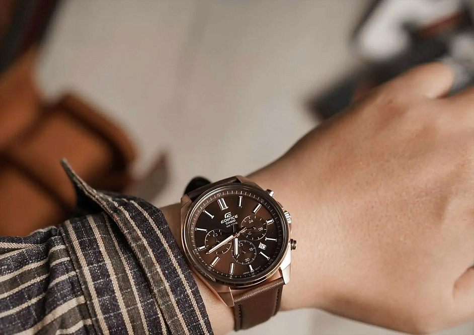 Стальная новинка Casio Edifice EFV-650CL-5A в розовом золоте