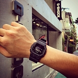G-SHOCK DW-5600SL-1E