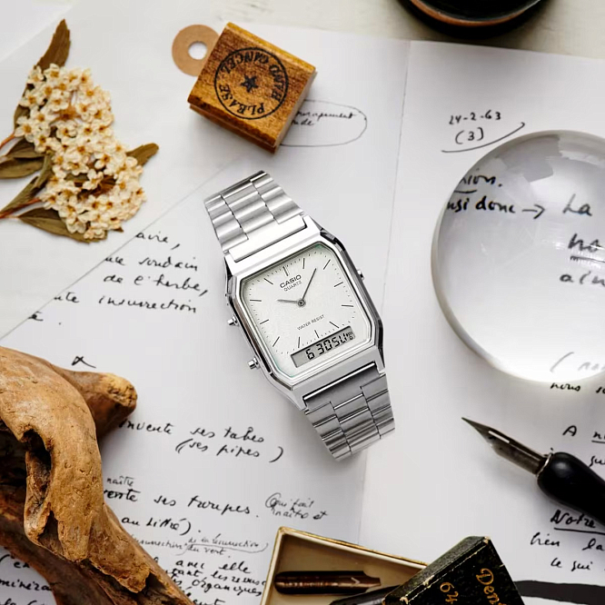 Ретро модель Casio AQ-230A-7B в продаже